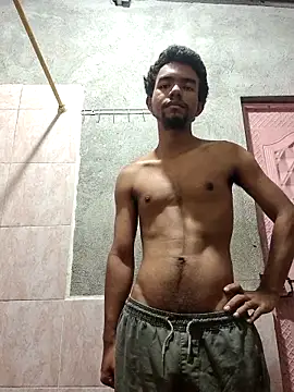 Reynold2608 online show from February 2026 04:00:02 AM