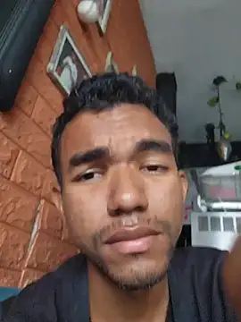 Snapshot of Reynold2608 chatting on June 2026 08:02:01 PM Reynold2608 online show from June 2026 08:02:01 PM