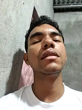Reynold2608 online show from April 2026 03:02:02 AM