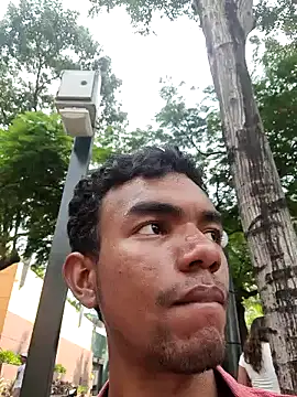 Snapshot of Reynold2608 chatting on January 2025 08:03:02 PM Reynold2608 online show from January 2025 08:03:02 PM