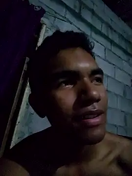 Reynold2608 online show from April 2026 01:54:02 AM