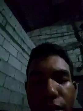 Reynold2608 online show from March 2026 01:58:01 AM