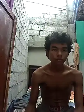 Snapshot of Reynold2608 chatting on September 2025 07:14:01 PM Reynold2608 online show from September 2025 07:14:01 PM