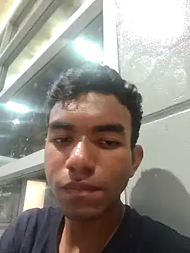 Snapshot of Reynold2608 chatting on January 2025 01:48:02 AM Reynold2608 online show from January 2025 01:48:02 AM