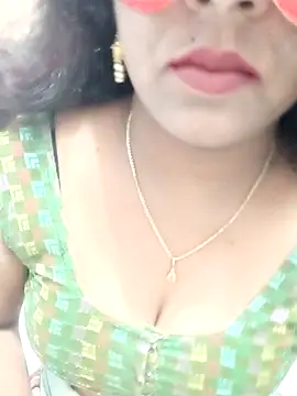 Snapshot of Manisha-Love chatting on January 2025 07:45:01 PM Manisha-Love online show from January 2025 07:45:01 PM