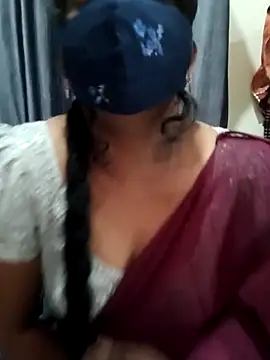 Manisha-Love online show from December 2025 03:30:02 AM