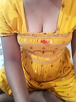 Snapshot of Manisha-Love chatting on March 2025 03:52:02 AM Manisha-Love online show from March 2025 03:52:02 AM