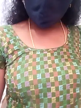 Snapshot of Manisha-Love chatting on January 2025 03:52:02 AM Manisha-Love online show from January 2025 03:52:02 AM