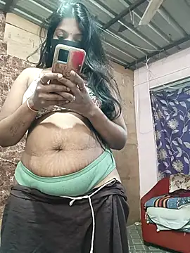 queensenorita online show from December 2025 05:41:02 PM