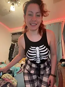 Snapshot of Nina-Chick777 chatting on October 2025 06:04:01 AM Nina-Chick777 online show from October 2025 06:04:01 AM