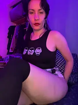 Snapshot of Nina-Chick777 chatting on June 2026 02:34:02 AM Nina-Chick777 online show from June 2026 02:34:02 AM