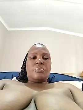 Snapshot of Swatilady chatting on December 2025 12:44:02 PM Swatilady online show from December 2025 12:44:02 PM