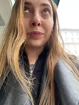 Sunny   Bunny online show from April 2026 12:12:01 PM