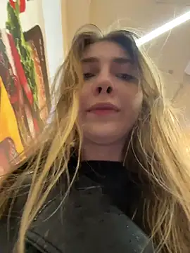 Sunny   Bunny online show from April 2026 02:25:01 PM