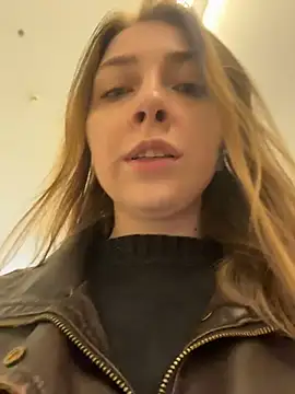 Sunny   Bunny online show from April 2026 11:07:02 AM