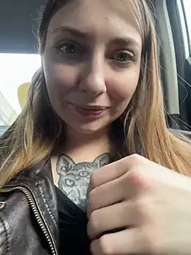 Sunny   Bunny online show from May 2026 04:04:02 PM
