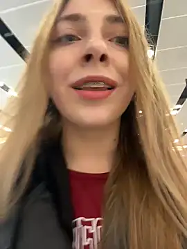 Sunny   Bunny online show from November 2025 01:03:02 PM