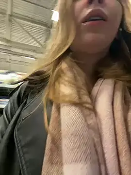 Sunny   Bunny online show from November 2025 06:40:02 AM