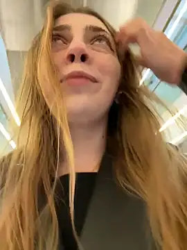 Sunny   Bunny online show from December 2025 12:07:01 PM