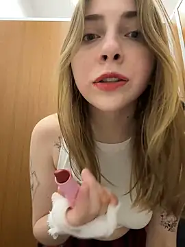 Sunny   Bunny online show from February 2025 02:08:01 PM