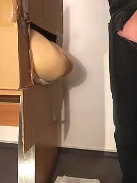 Snapshot of Inseminator69 chatting on March 2025 06:40:02 AM Inseminator69 online show from March 2025 06:40:02 AM