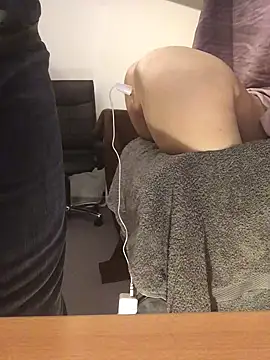 Snapshot of Inseminator69 chatting on January 2025 10:27:02 AM Inseminator69 online show from January 2025 10:27:02 AM