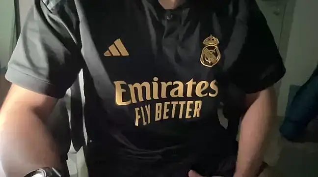 Snapshot of Chazklein chatting on January 2025 06:40:01 AM Chazklein online show from January 2025 06:40:01 AM