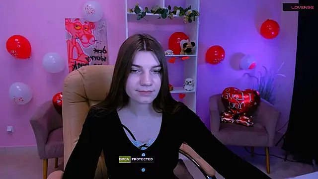 pure radiance1 online show from February 2025 12:43:02 PM