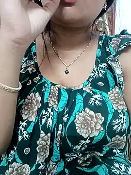 Priya 2222 online show from May 2026 06:45:01 PM