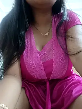 Priya 2222 online show from April 2026 07:04:02 PM