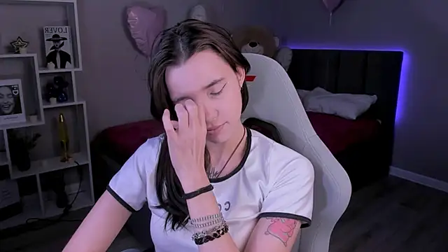 as1an girlfriend online show from March 2026 02:56:02 AM