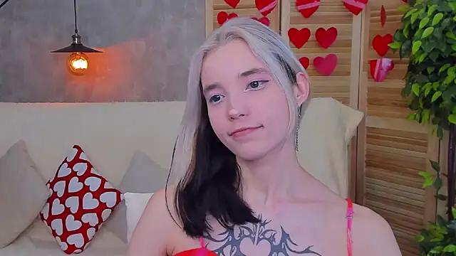 Snapshot of as1an_girlfriend chatting on February 2025 07:15:01 AM as1an girlfriend online show from February 2025 07:15:01 AM