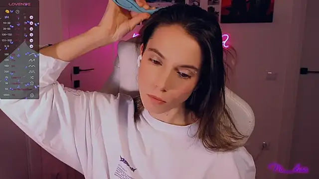  ni kiss online show from November 2025 04:52:02 PM