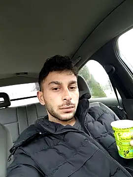 Snapshot of Iulianmarius12 chatting on February 2026 09:08:02 AM Iulianmarius12 online show from February 2026 09:08:02 AM