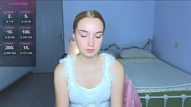 Wild Sophie  online show from October 2025 04:53:01 PM