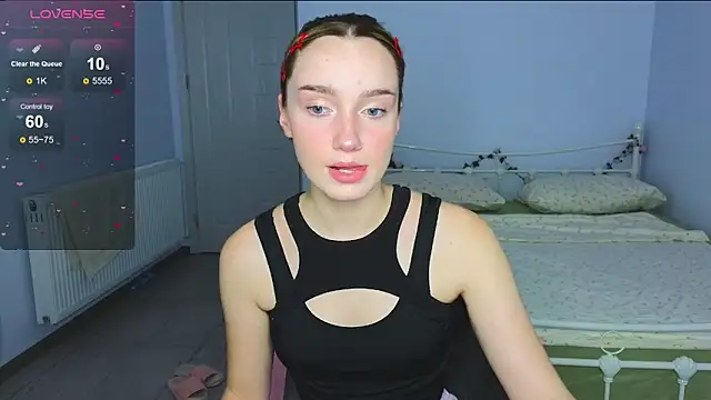 Wild Sophie  online show from November 2025 05:50:01 PM