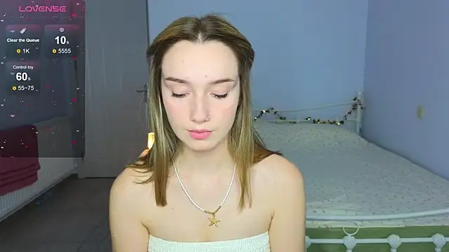 Wild Sophie  online show from November 2025 02:42:01 PM