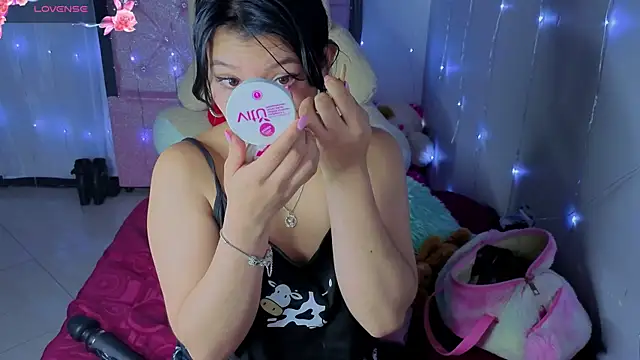 keyla meow online show from October 2025 09:14:02 PM