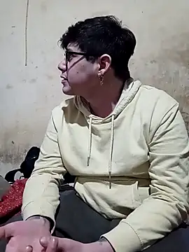 thecatblack1998 online show from April 2026 11:55:01 PM