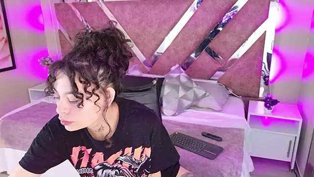 KatherineGomez online show from March 2026 02:12:01 AM