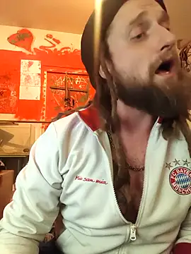 Ozomitro online show from January 2026 04:00:02 PM