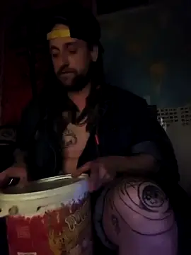 Ozomitro online show from April 2026 12:37:01 AM