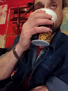 Ozomitro online show from April 2026 11:12:02 PM