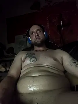 Ozomitro online show from October 2025 08:30:01 PM