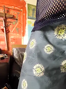 Ozomitro online show from April 2026 09:49:01 AM