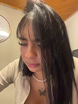 Hilary pinkk online show from February 2026 03:12:02 AM