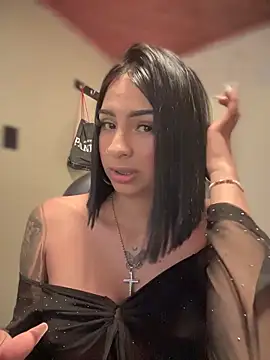 Hilary pinkk online show from December 2025 02:49:01 AM