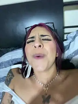Hilary pinkk online show from February 2025 01:21:02 AM