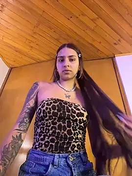 Hilary pinkk online show from March 2026 01:22:01 AM