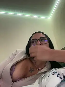 Hilary pinkk online show from March 2025 06:13:02 AM